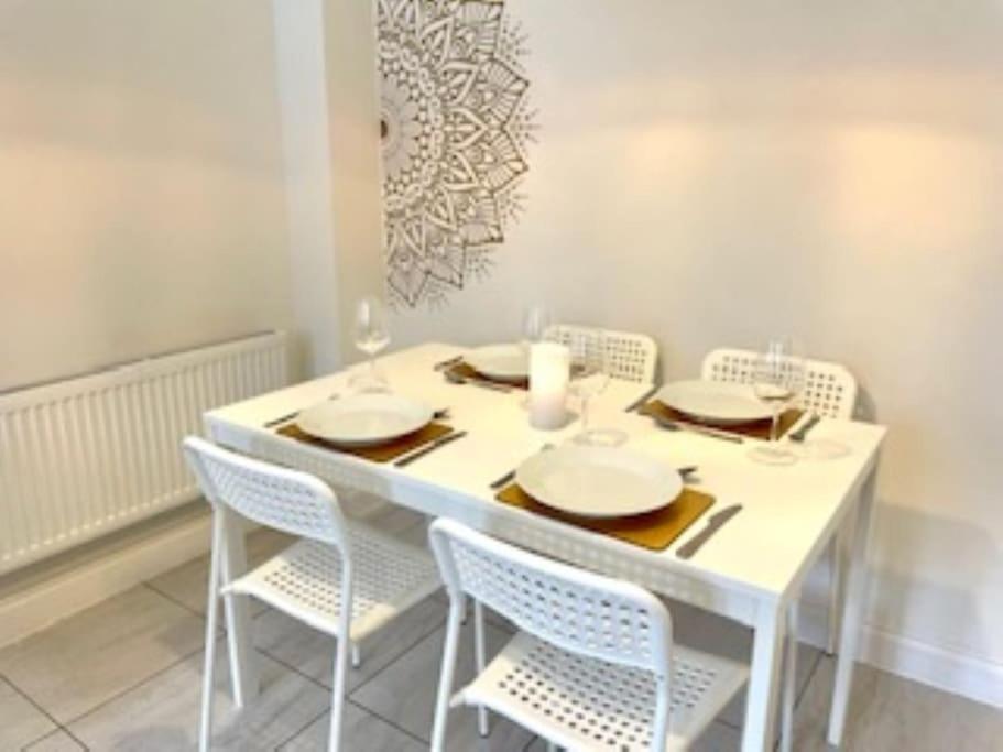 Modern Town House In Cotswolds - 3 Double Bedrooms Вітні Екстер'єр фото